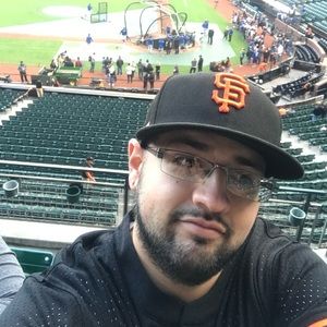 Meet your Posher, Cory